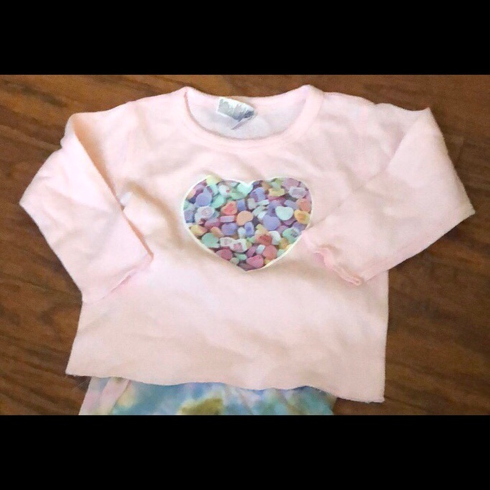 Adorable 6-12 months heart long sleeve shirt💜 🌸 👶🏼